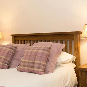 Gasthof Cedars, Aberdeen