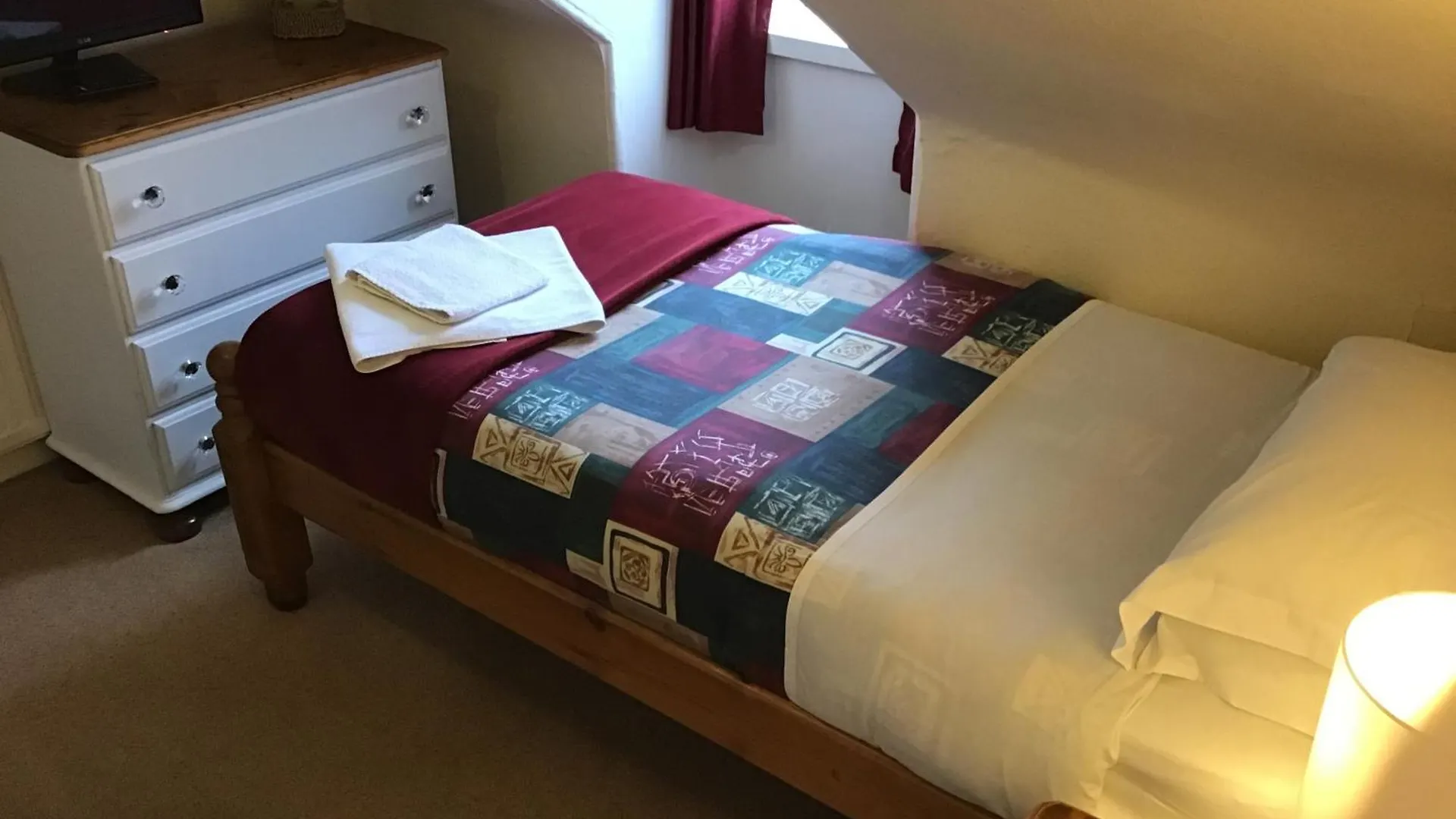 ***  The Royal Crown Guest House Aberdeen United Kingdom